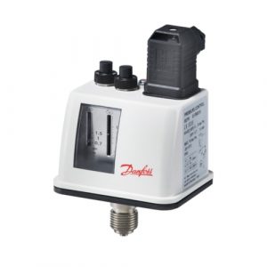 Danfoss 017B0002 Pressure switch, BCP1  Regulation range [bar] Pe: 0.1 - 1.1, Differential [bar]: 0.15 - 0.6, Reset function: Auto, Pressure connection type: G, Pressure connection size: 1/2, Enclosure rating IP: IP65, Max. Working Pressure [bar]: 6